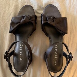 Copper Key Women's Black Platform Sandals